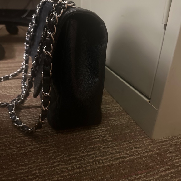 Chanel Jumbo Caviar Flap Bag - Picture 2 of 16